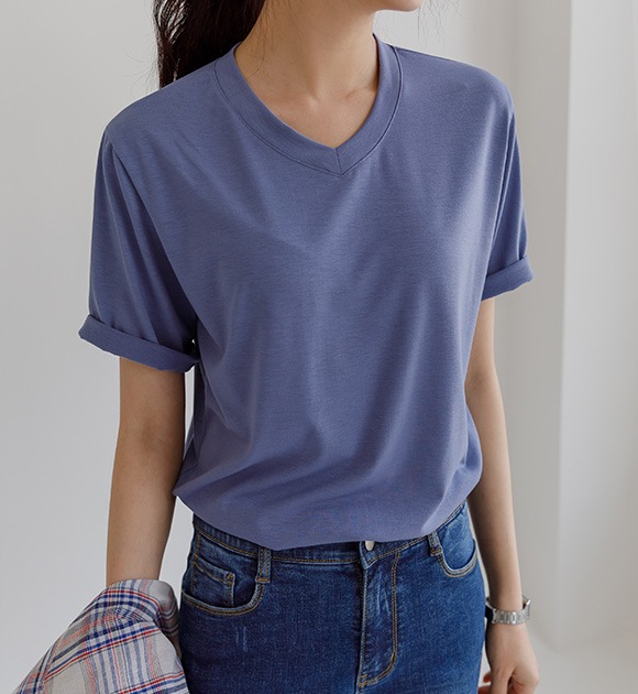 [J-BASIC] 1+1 ヌーリ ソフト Vネックライン 半袖Tシャツ 韓国
