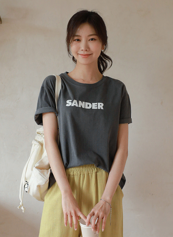 ビンテージ風レタリング半袖Tシャツ 韓国