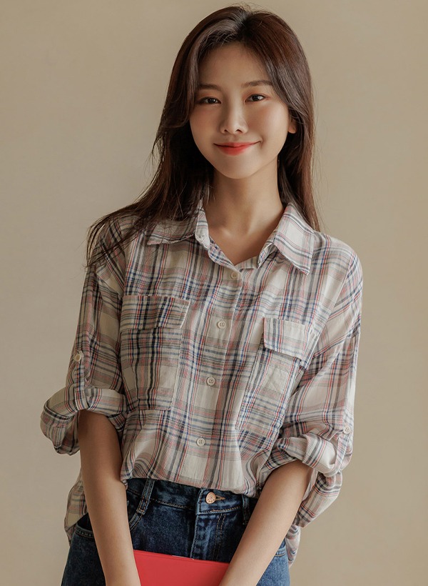 ポケットロールアップチェックシャツ 韓国